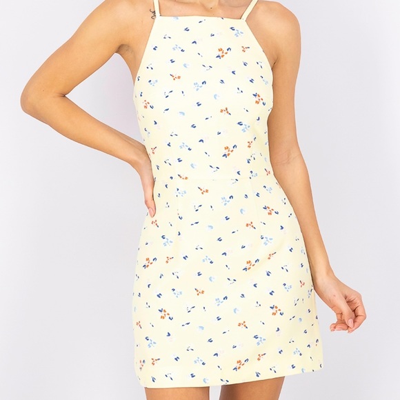 🌟HOST PICK!🌟 French Connection Pale Yellow Floral Dress - Picture 10 of 11